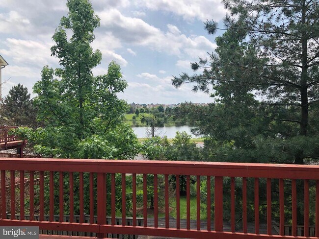 Building Photo - 21105 Mossy Glen Terrace