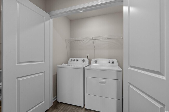 Building Photo - 344 Bayou Loop