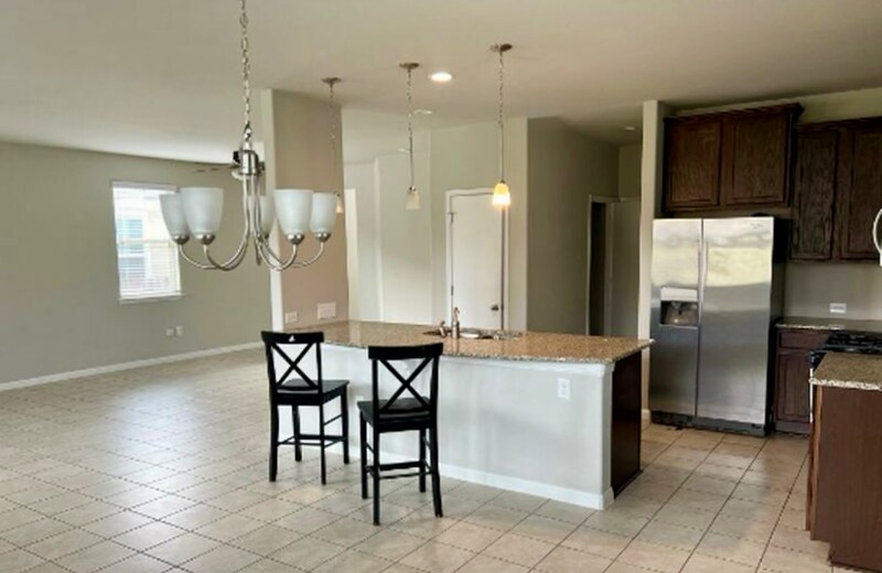 Building Photo - 400 Eagle Brook Ln