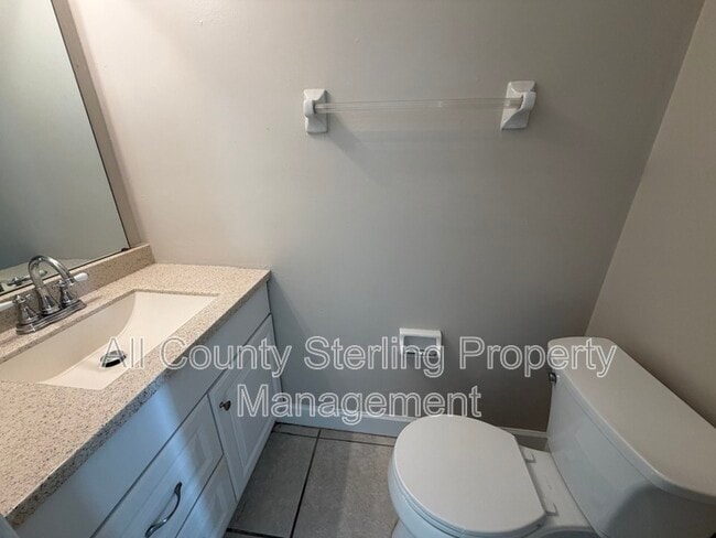 Building Photo - 1718 SW 69th Terrace