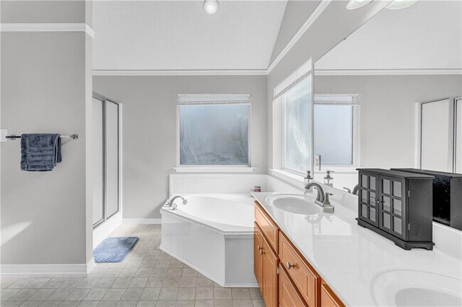 Building Photo - 8171 Woodland Hills Dr