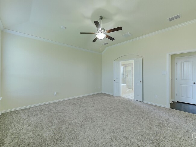 Building Photo - 11605 Champion Creek Dr