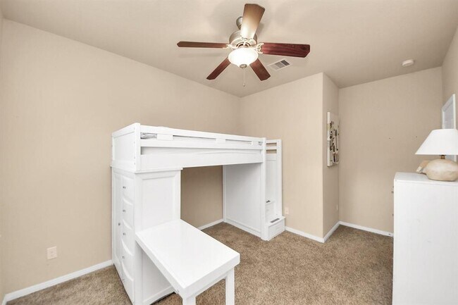 Building Photo - 12410 Girasole Ct