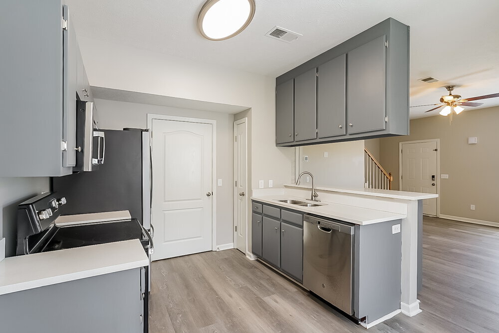 Building Photo - 2701 Pepperdine Dr