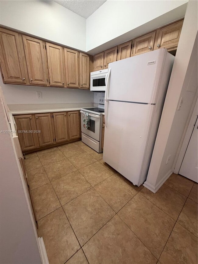 Building Photo - 1280 S Alhambra Cir