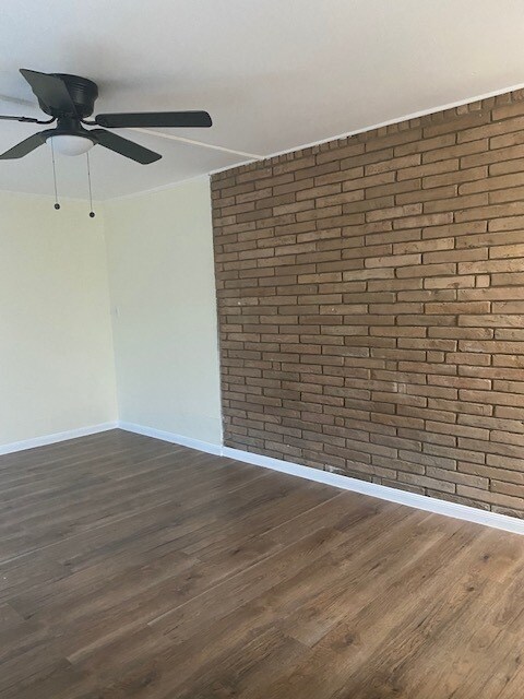 Building Photo - 154 Greenhaven Dr