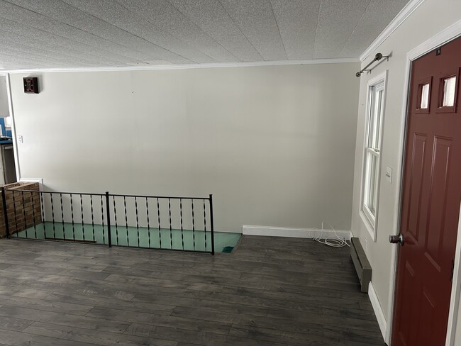 Building Photo - 137 Davis Rd