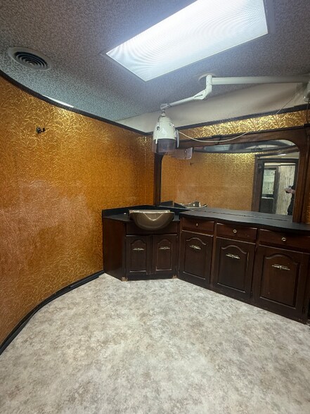 Building Photo - 24 Washington Ave