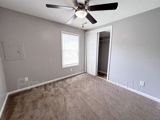 Building Photo - 5128 Booth Ave
