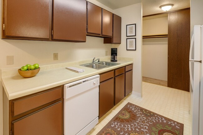 Building Photo - Taiga