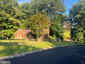 Building Photo - 51 Elfman Dr