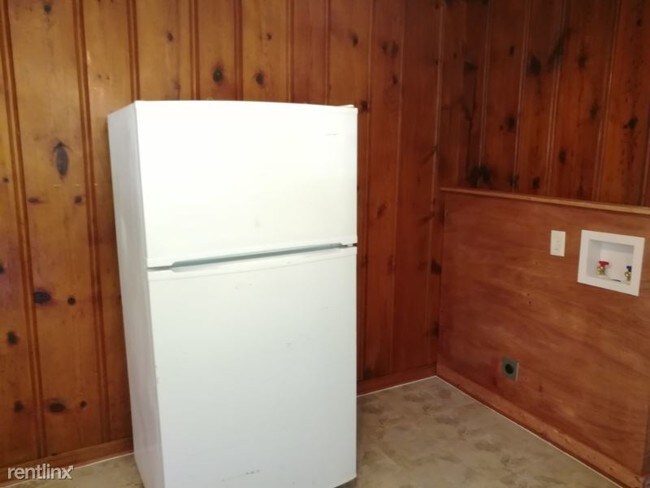 Building Photo - 5412 Meandering Rd