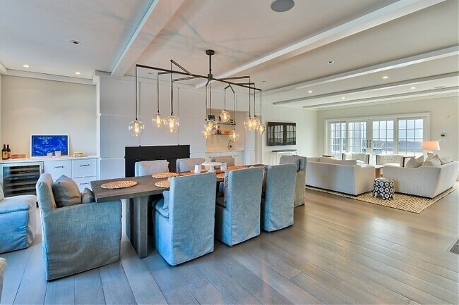 Building Photo - 30 Madequecham Valley Rd