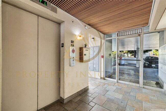 Building Photo - Spacious Makiki 1-Bedroom Condo with Parking & Pool – Anga-Roa