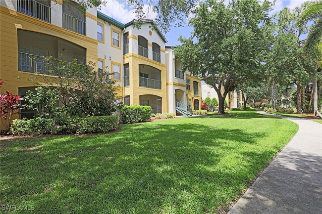 Building Photo - 11521 Villa Grand