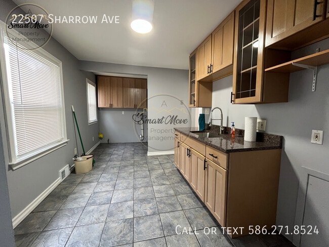 Building Photo - 22507 Sharrow Ave