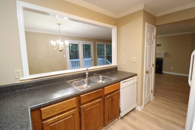Building Photo - Best Value in Apex! Charming 3BR Half-Duplex Near Downtown