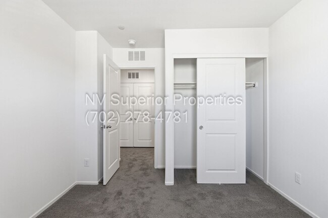 Building Photo - Aliante!! Never lived in!!! Gated!! Community Pool!!! Playground!! 2 Car Garage!! Tankless Hot wa...