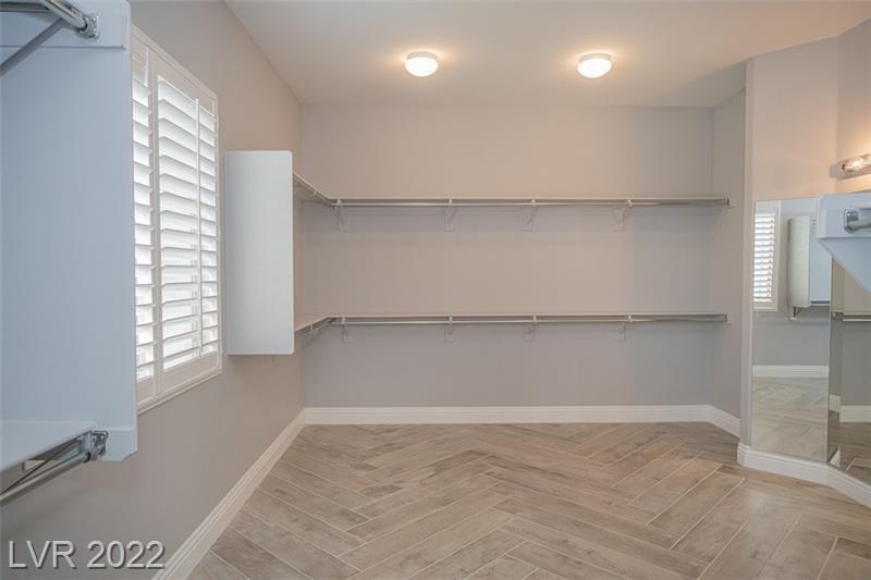 Primary Closet - 4935 Moncada Way