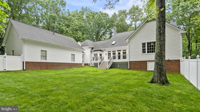 Building Photo - 10714 Kirkland Dr