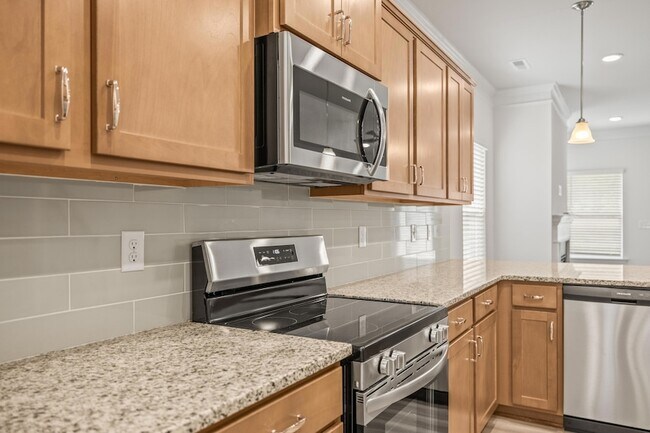 Building Photo - 326 Red Tail Dr
