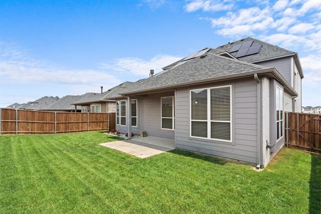 Building Photo - 704 Fencerow Trl