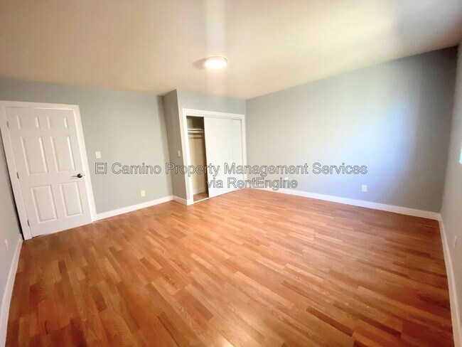 Building Photo - 303 N Townsend Ave