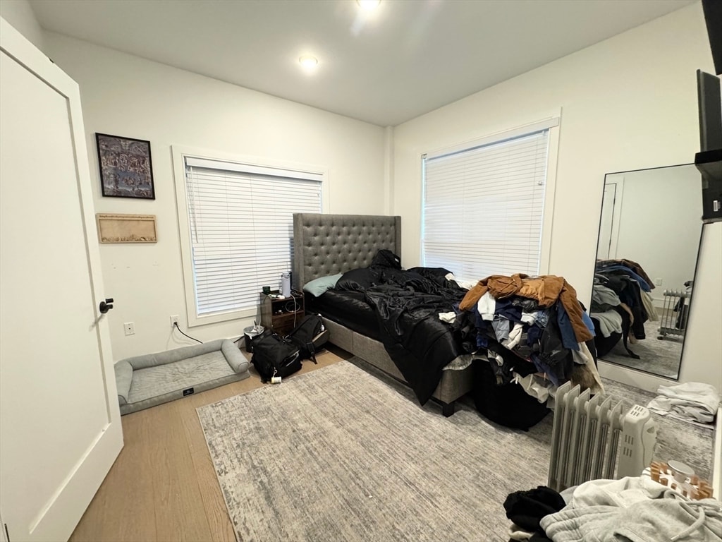 Building Photo - 33 Ward St