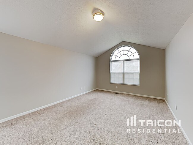 Building Photo - 6628 Waterstone Dr