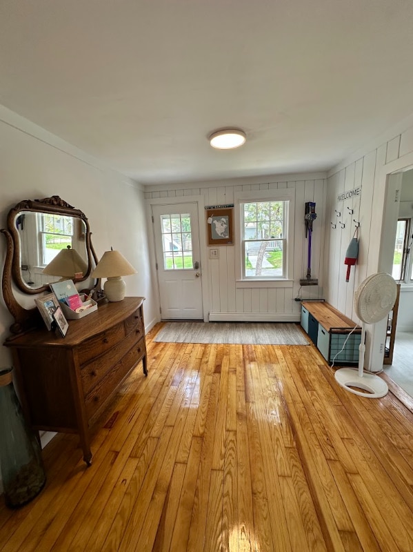 Building Photo - 11 Lower Beach Rd