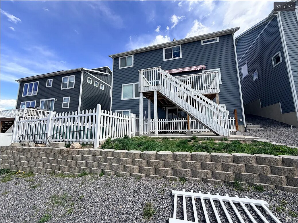 Building Photo - 9337 N Tampa Dr