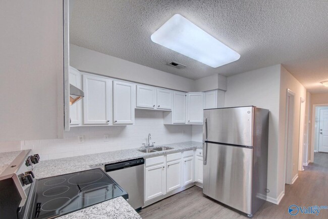 Building Photo - 120 Railroad Ridge Rd