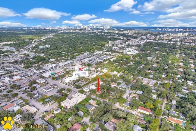 Building Photo - 12287 NE 7th Ave