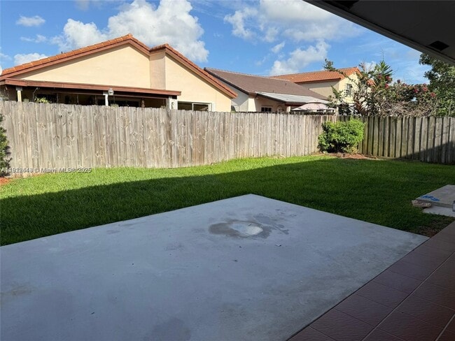 Building Photo - 651 NW 134th Ave