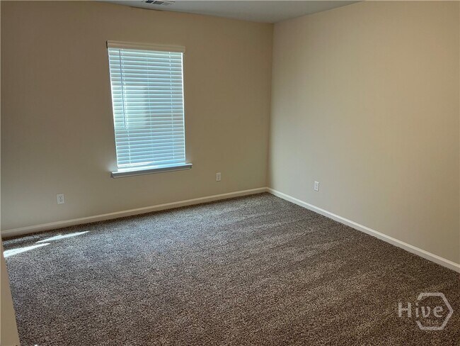 Building Photo - 105 Shelton Dr