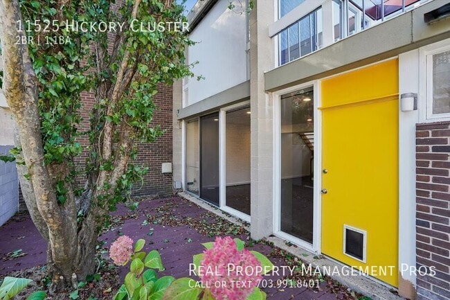 Building Photo - 11525 Hickory Cluster