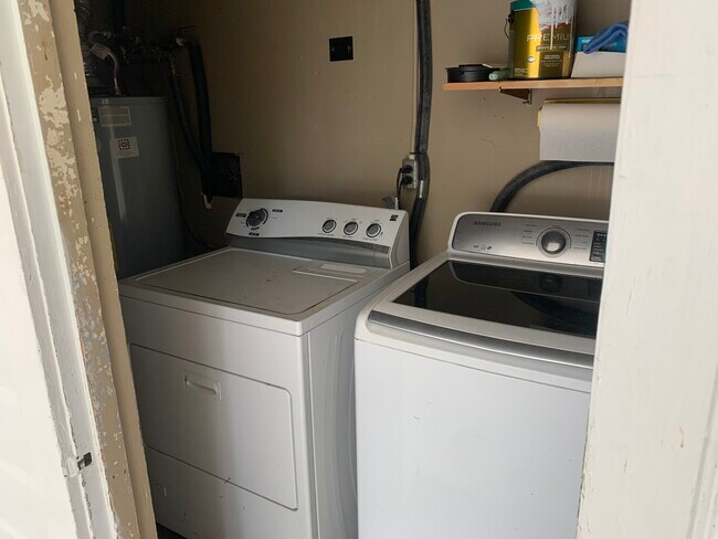 Building Photo - 719 Dodd Dr