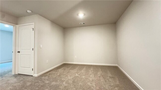 Building Photo - 3190 Greyton Dr