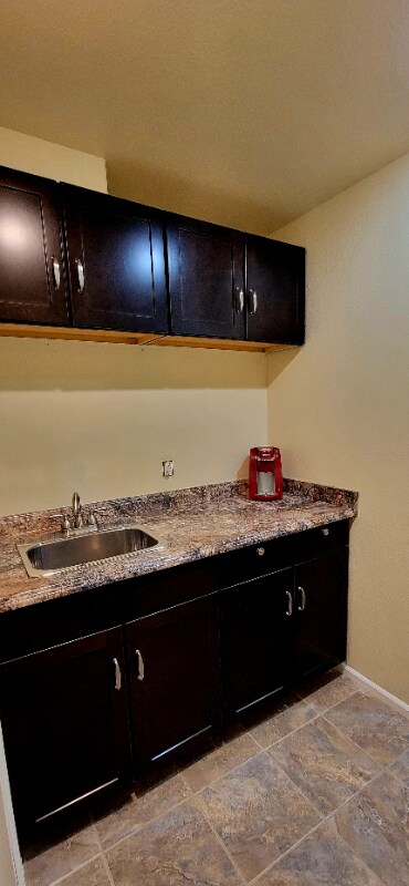 Building Photo - 801 S Riverside Harbor Dr