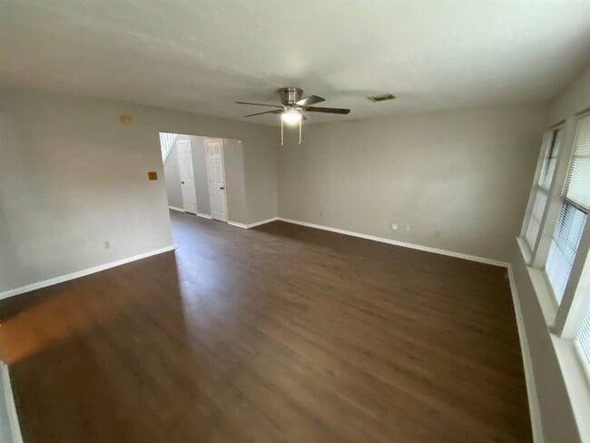 Building Photo - 3423 Berry Grove Dr