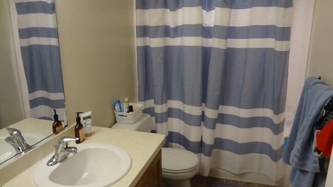 Building Photo - One Bedroom near Utah Valley Hospital and Provo Recreation Center