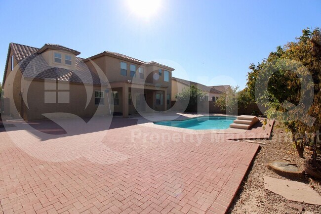 Building Photo - 3316 E Kingbird Pl