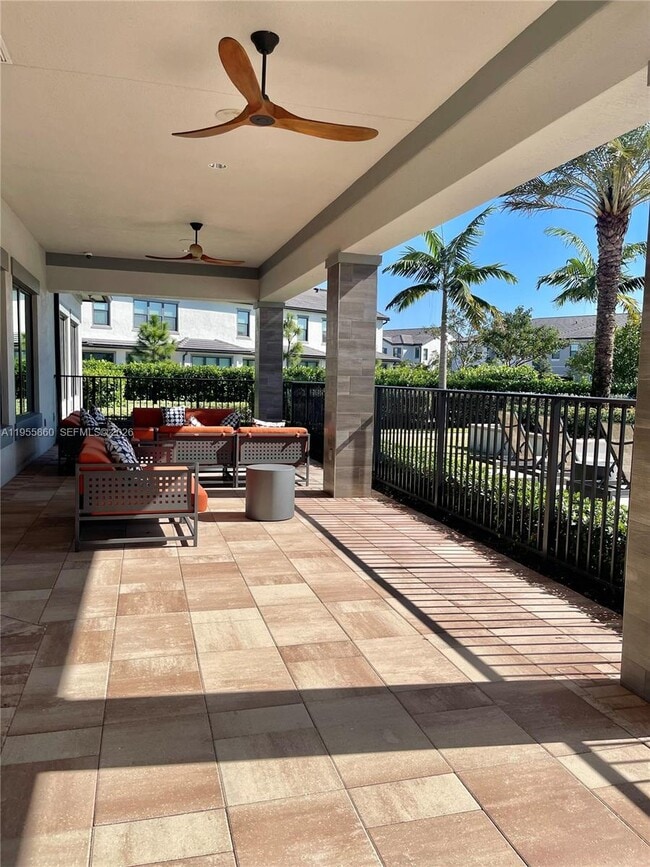 Building Photo - 4490 Gramercy Dr