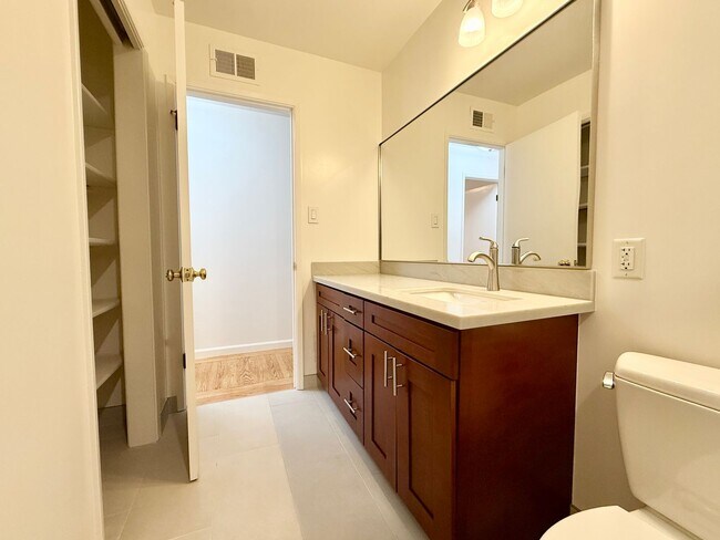 Building Photo - Newly Remodeled San Bruno Home - Easy SF/Silicon Valley Commute