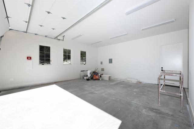 Building Photo - 14827 Rancho Santa Fe Farms Rd