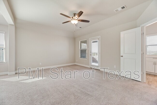 Building Photo - 4529 Titus Cir