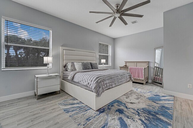 Building Photo - Spacious 3-Bedroom with 3 Full Baths in Royal Palm Beach!