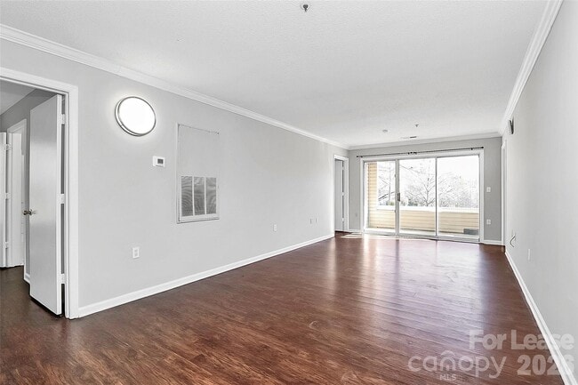 Building Photo - 10008 Graduate Ln