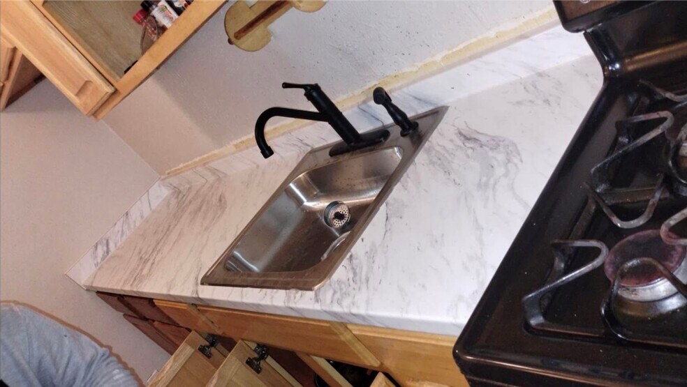 Building Photo - 3817 Cottage Ave