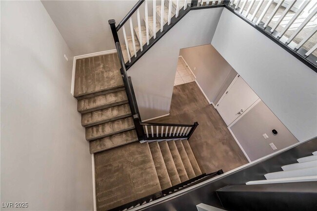 Building Photo - 3115 Mossfield Ave